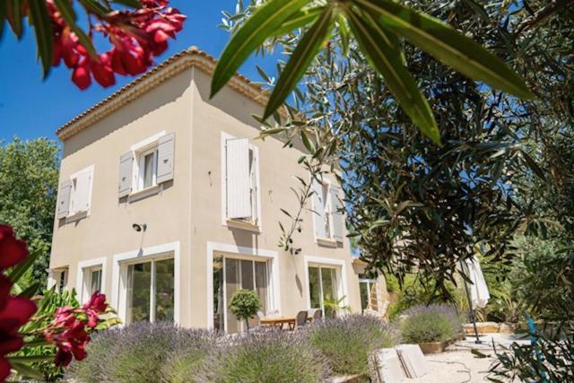 Villa Aprile Saint-Etienne-du-Gres Exterior photo